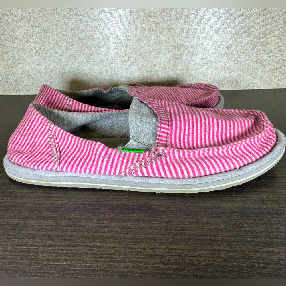 Sanuk Slip On Casual Loafers Comfort Shoes Size 7